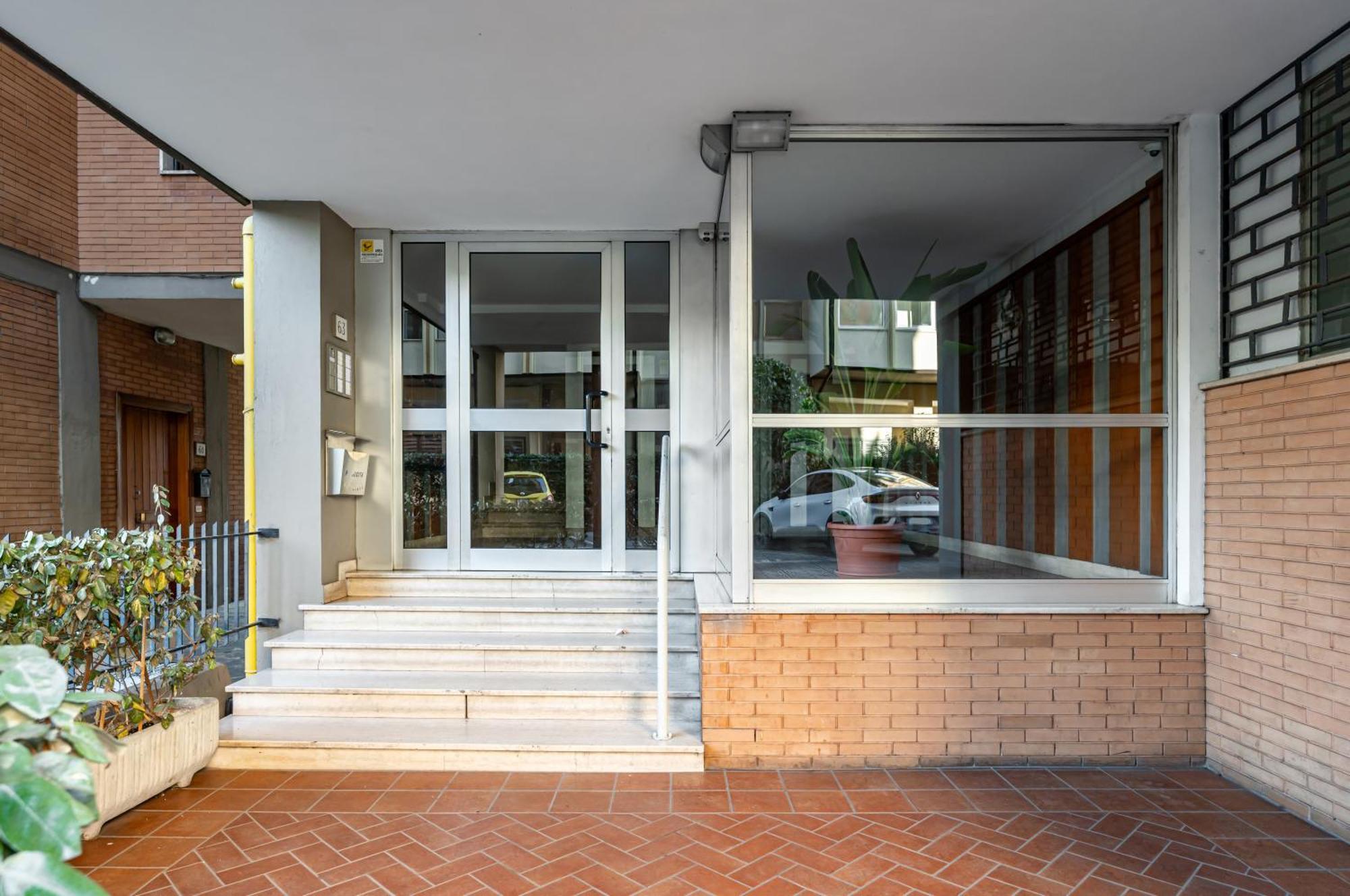 Visarno & University Roomy Flat X6 With Parking ฟลอเรนซ์ ภายนอก รูปภาพ